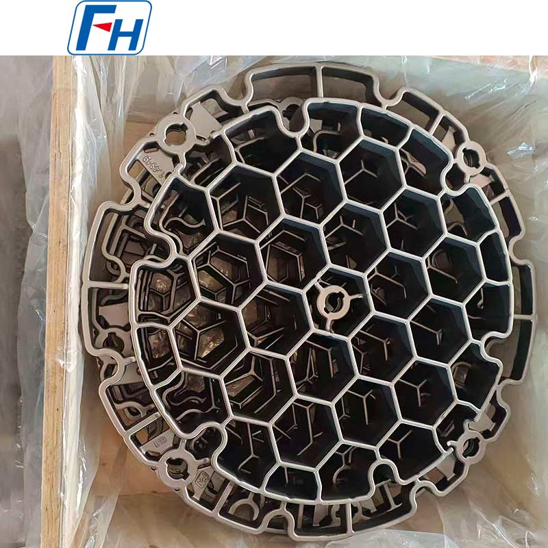 Makamit ang Pare-parehong Katigasan sa Mga Bahaging Metal gamit ang FH® Heat Treatment Trays